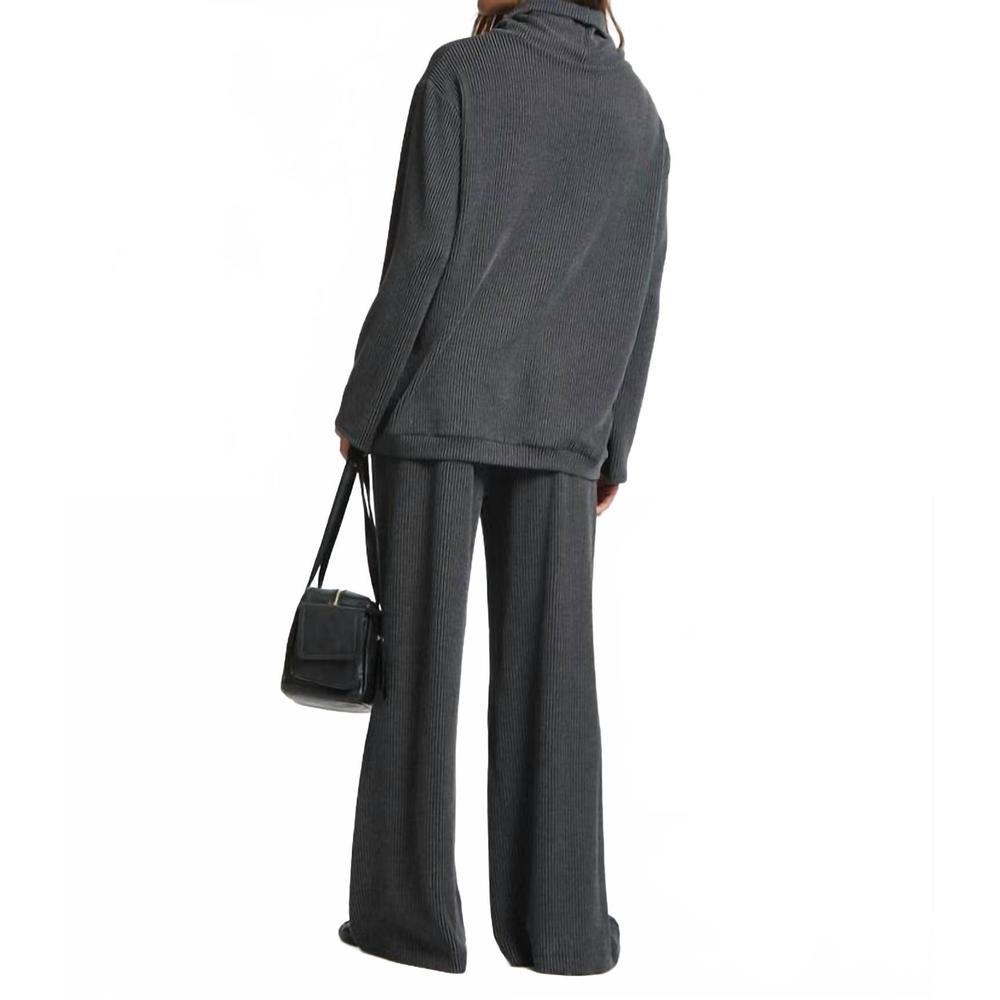 NWT Dear Scarlett Ribbed Wide-Leg Knit Pants in Charcoal Gray - Picture 3 of 4